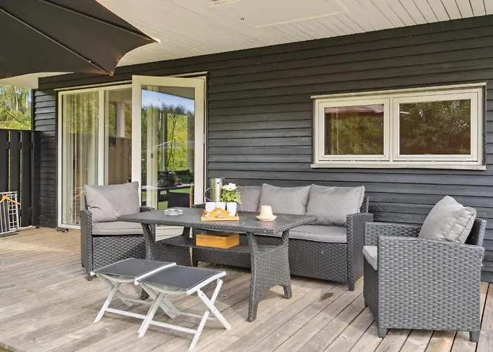 Holiday home 4 Bedroom Lovely In